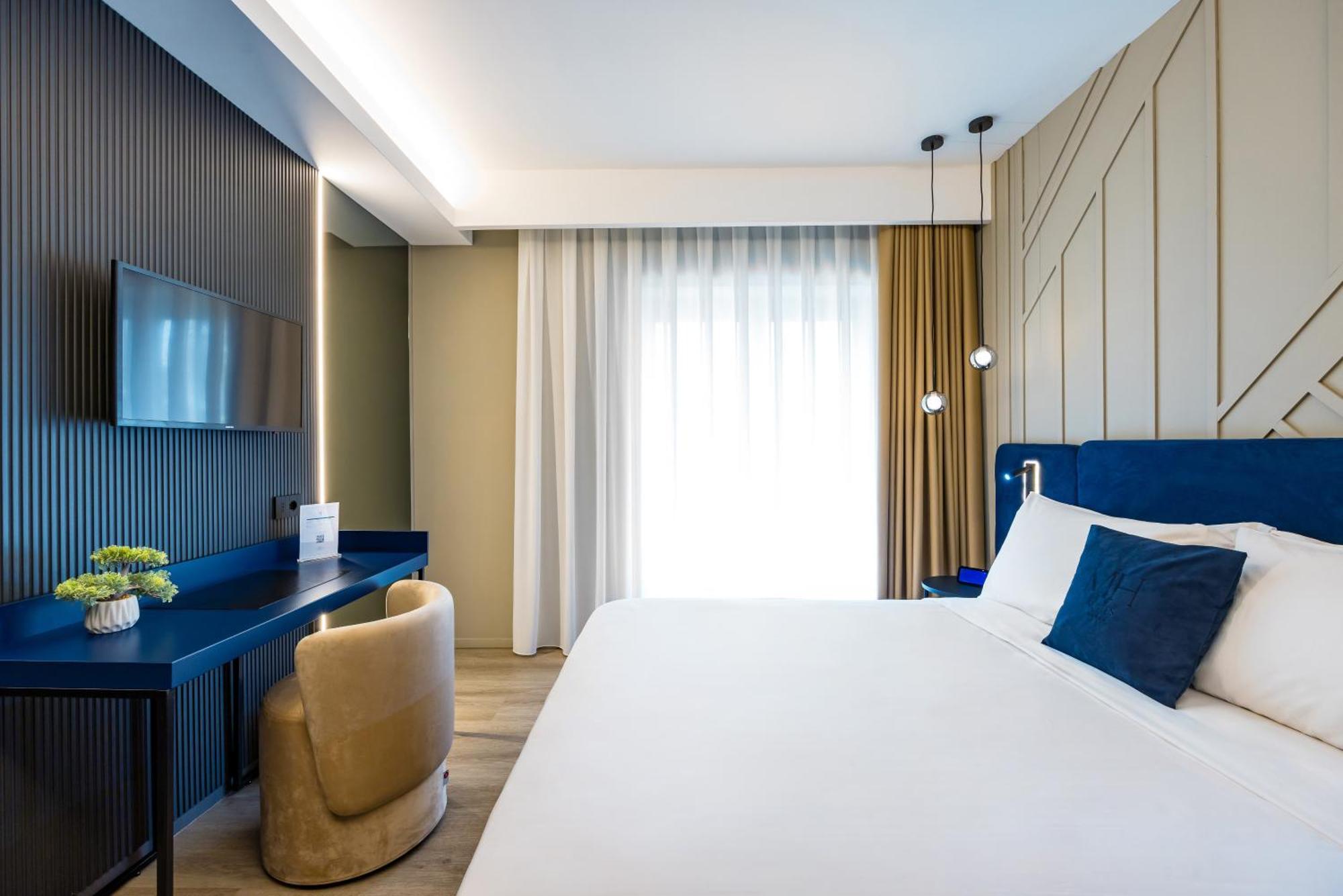 Mh Suites Plebiscito ナポリ エクステリア 写真