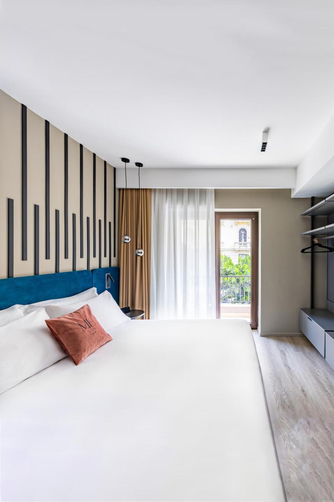 Mh Suites Plebiscito ナポリ エクステリア 写真