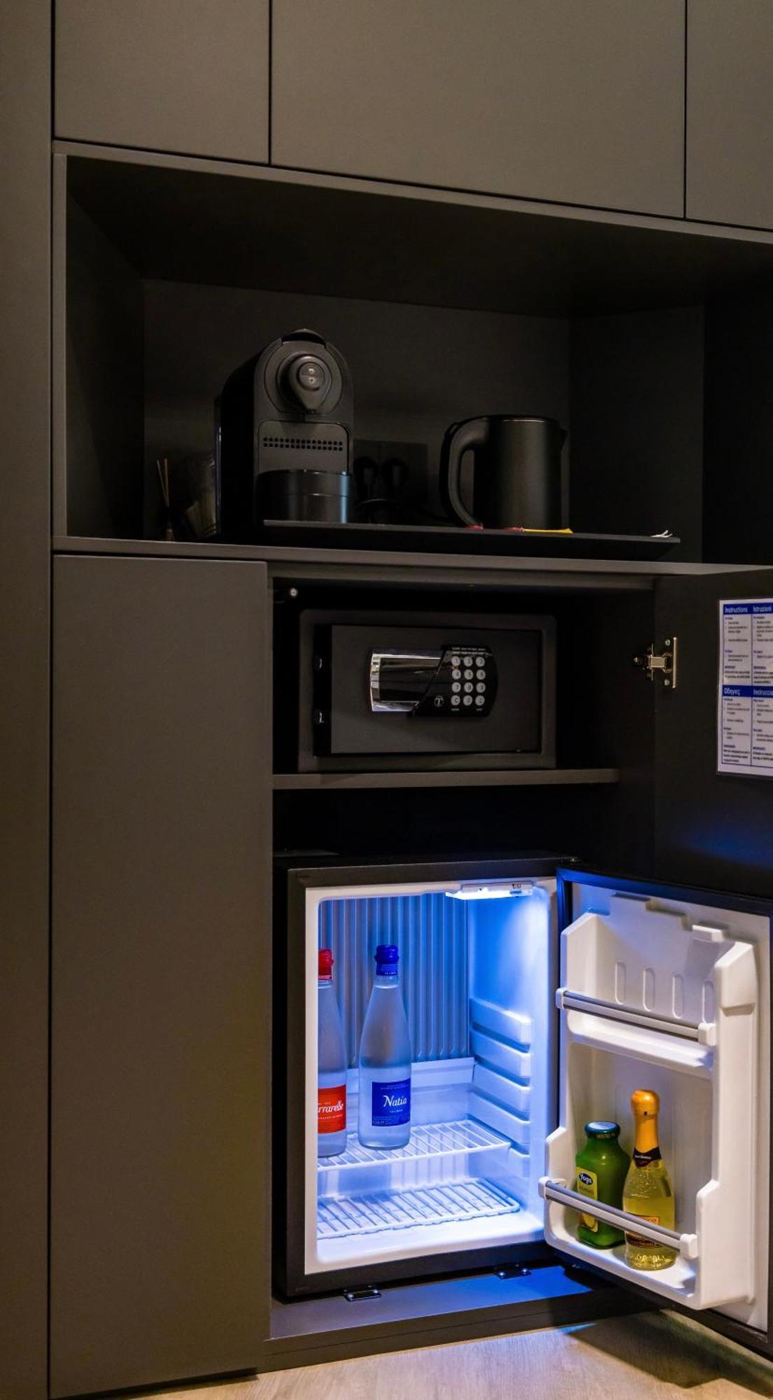Mh Suites Plebiscito ナポリ エクステリア 写真